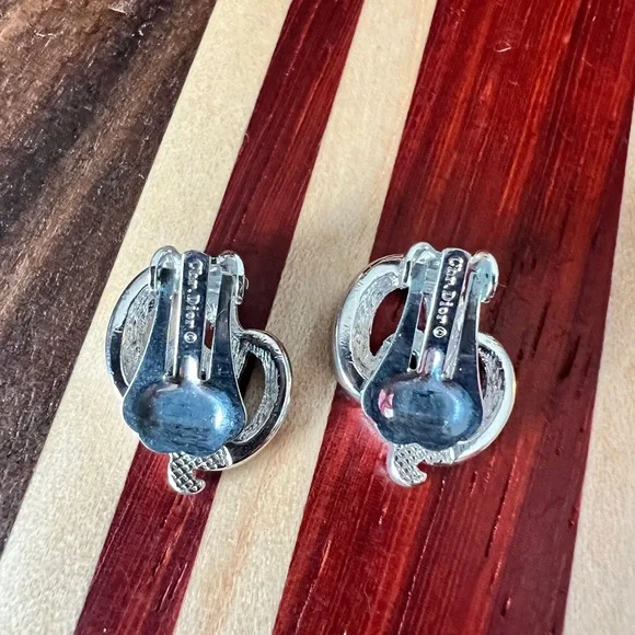Christian Dior CD Logo Clip-on Earrings with COA- EUC - Picture 8 of 9